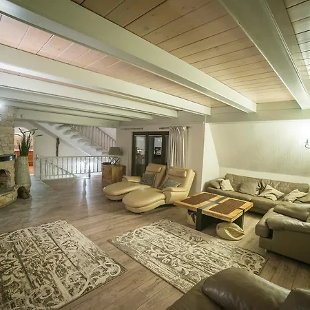 Villa House Brenna