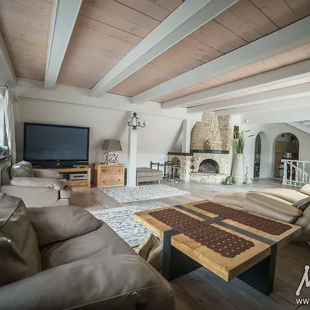 Villa House Brenna